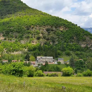 Des Gorges Au Viaduc Riviere-sur-Tarn